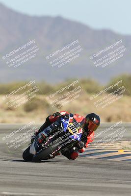 media/Oct-04-2025-CVMA (Sat) [[408bcdd6e4]]/Race 13-Amateur Supersport Open/